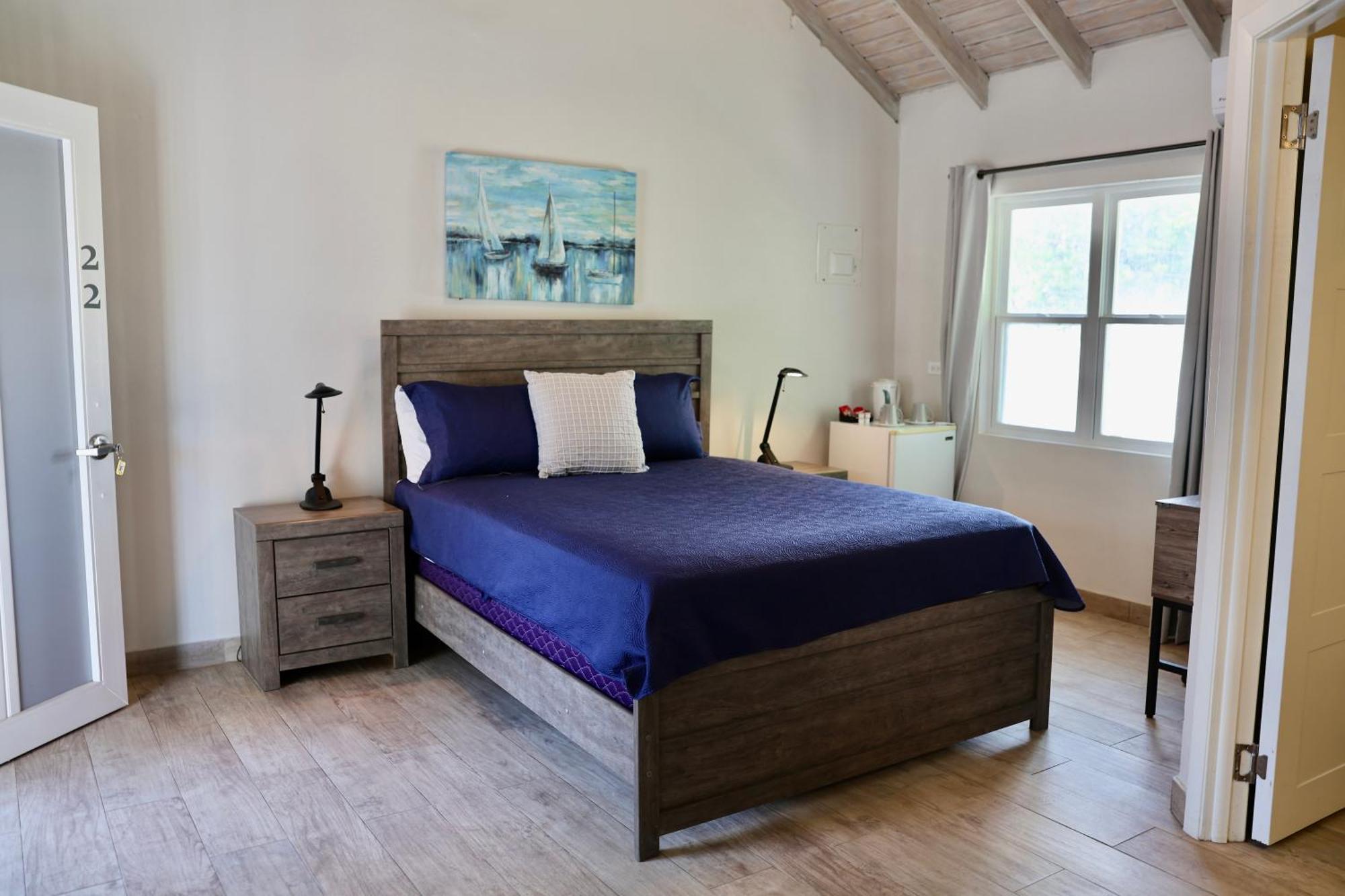 The Moxy Hotel English Harbour Buitenkant foto