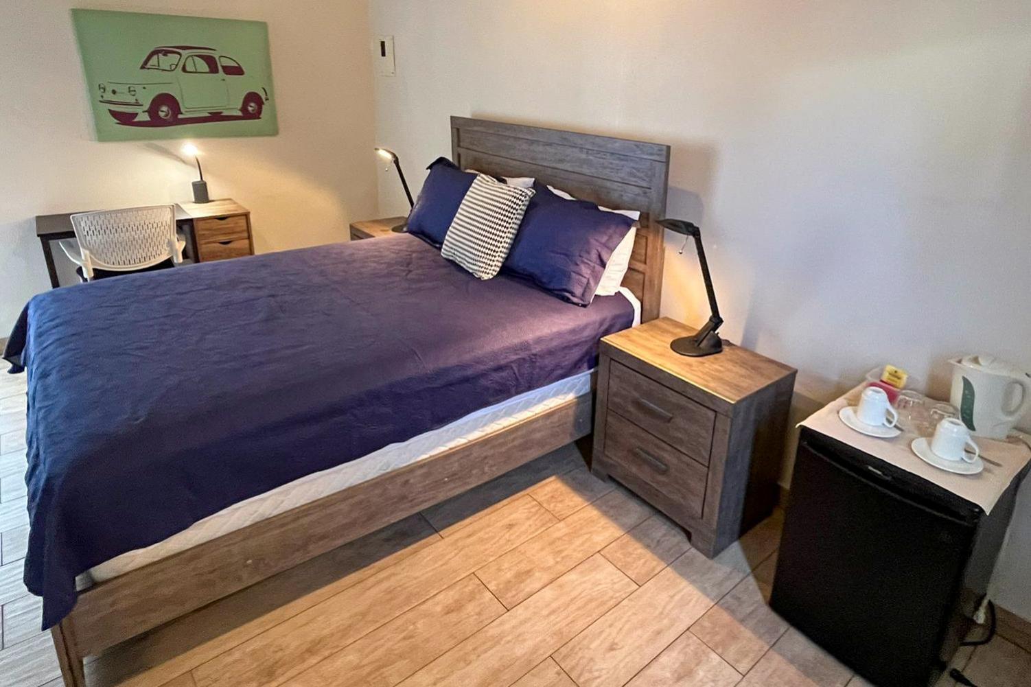 The Moxy Hotel English Harbour Buitenkant foto
